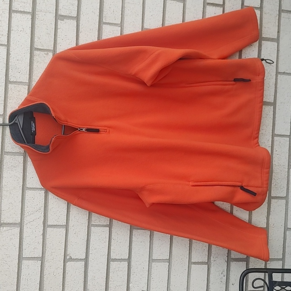 Orange Pullover